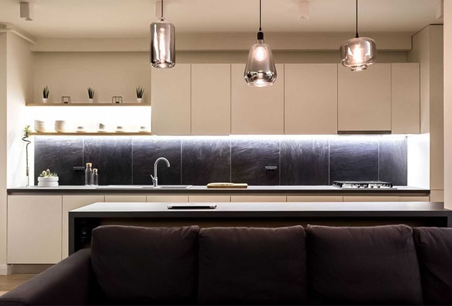 Contemporary Balcony with Vinyl Flooring and Kitchen Backsplash
