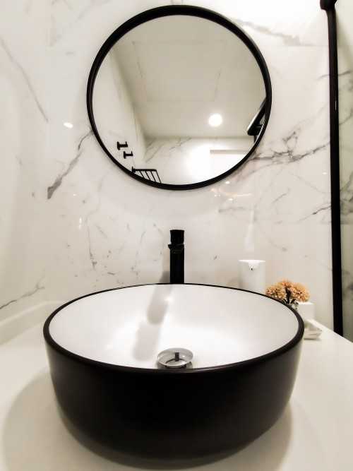 Modern Bathroom at Euphony Garden