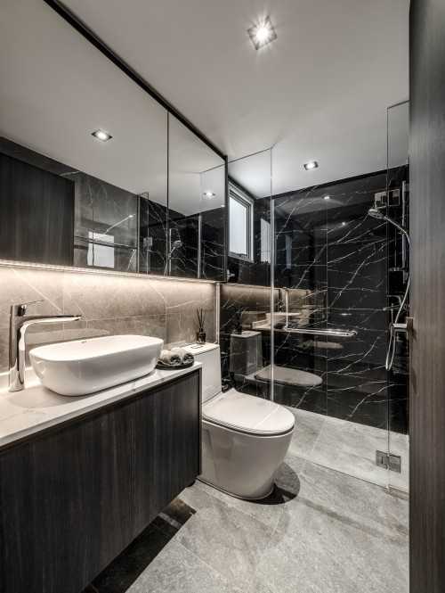 Modern Bathroom at Strathmore Ave, Singapore