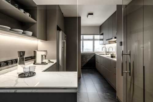 Modern Kitchen at Strathmore Ave, Singapore
