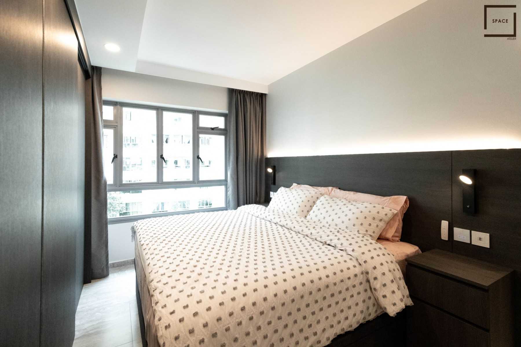 Contemporary Bedroom with Wardrobe and Sliding Wardrobe