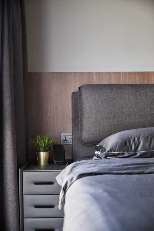 Modern Bedroom at Signature @ Yishun