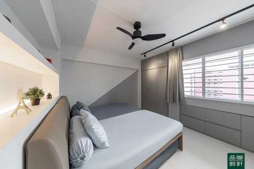 Modern Bedroom at 332 Tampines