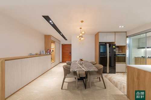 Scandinavian Dining Room at Lilydale