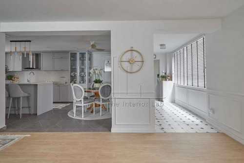 Contemporary Dining Room at 312 Tampines St 33