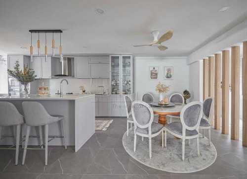Contemporary Dining Room at 312 Tampines St 33