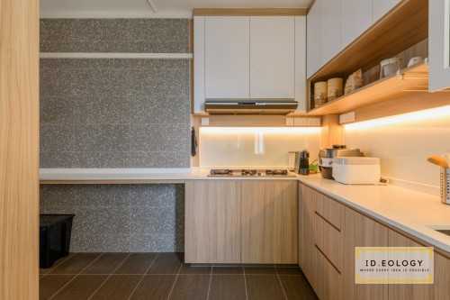 Minimalist Kitchen at 36 Toa Payoh