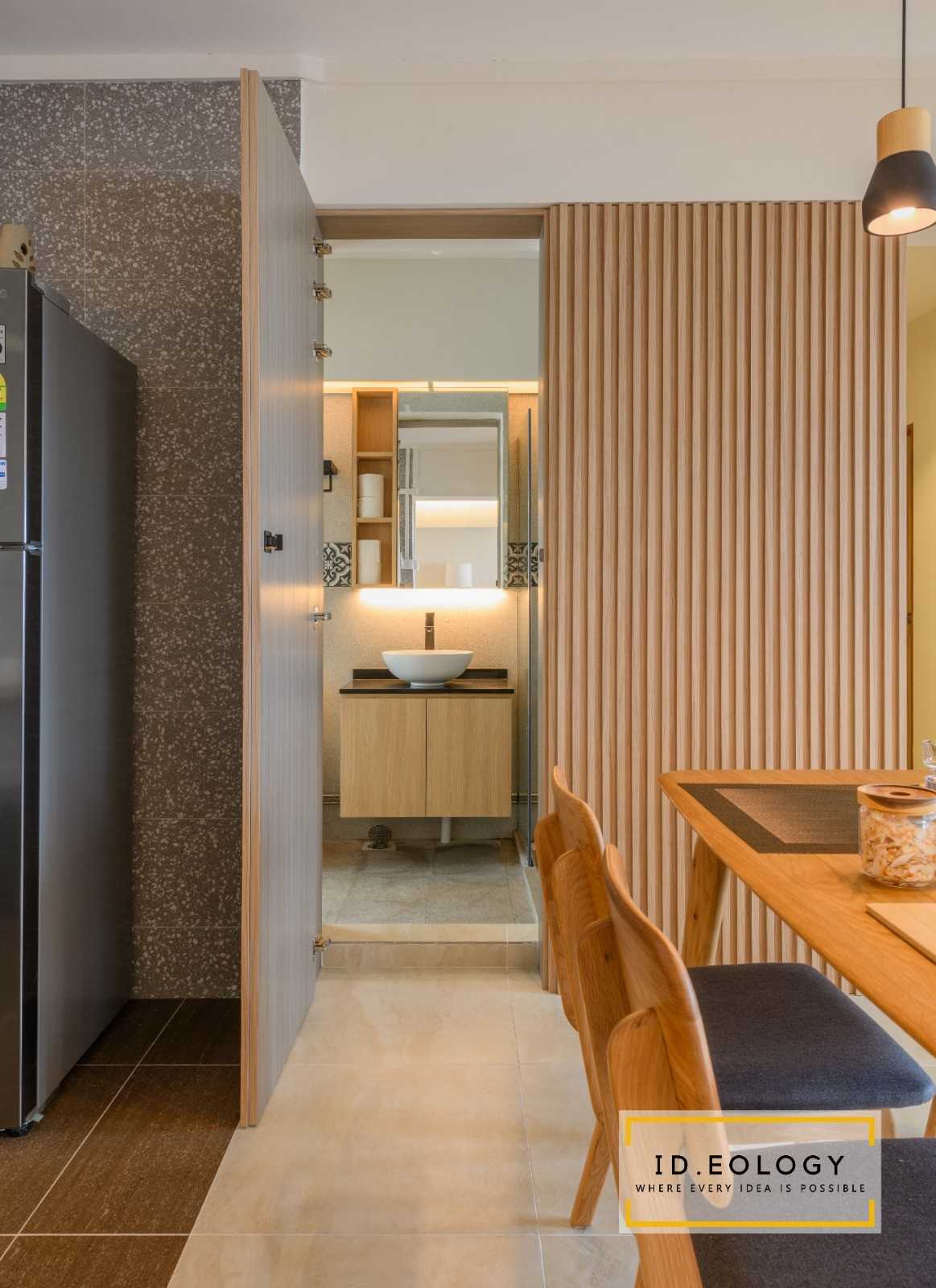Minimalist Dining Room with Cove Lighting and Drop Ceiling