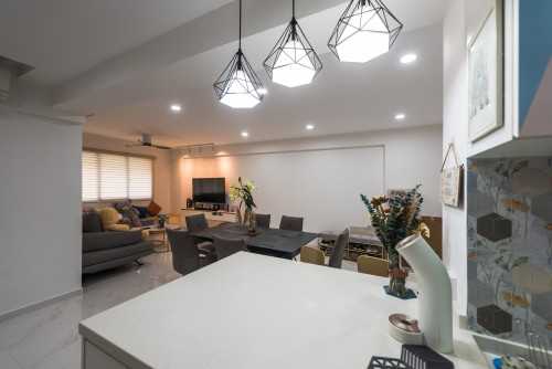 Modern Dining Room at Toh Guan Rd