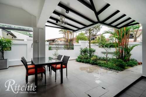 Modern Outdoor at MayFlower