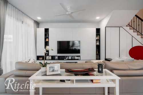 Modern Living Room at MayFlower