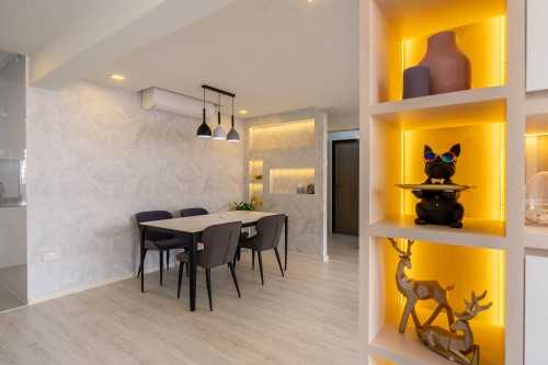 Modern Dining Room at Bishan | 117 Bishan