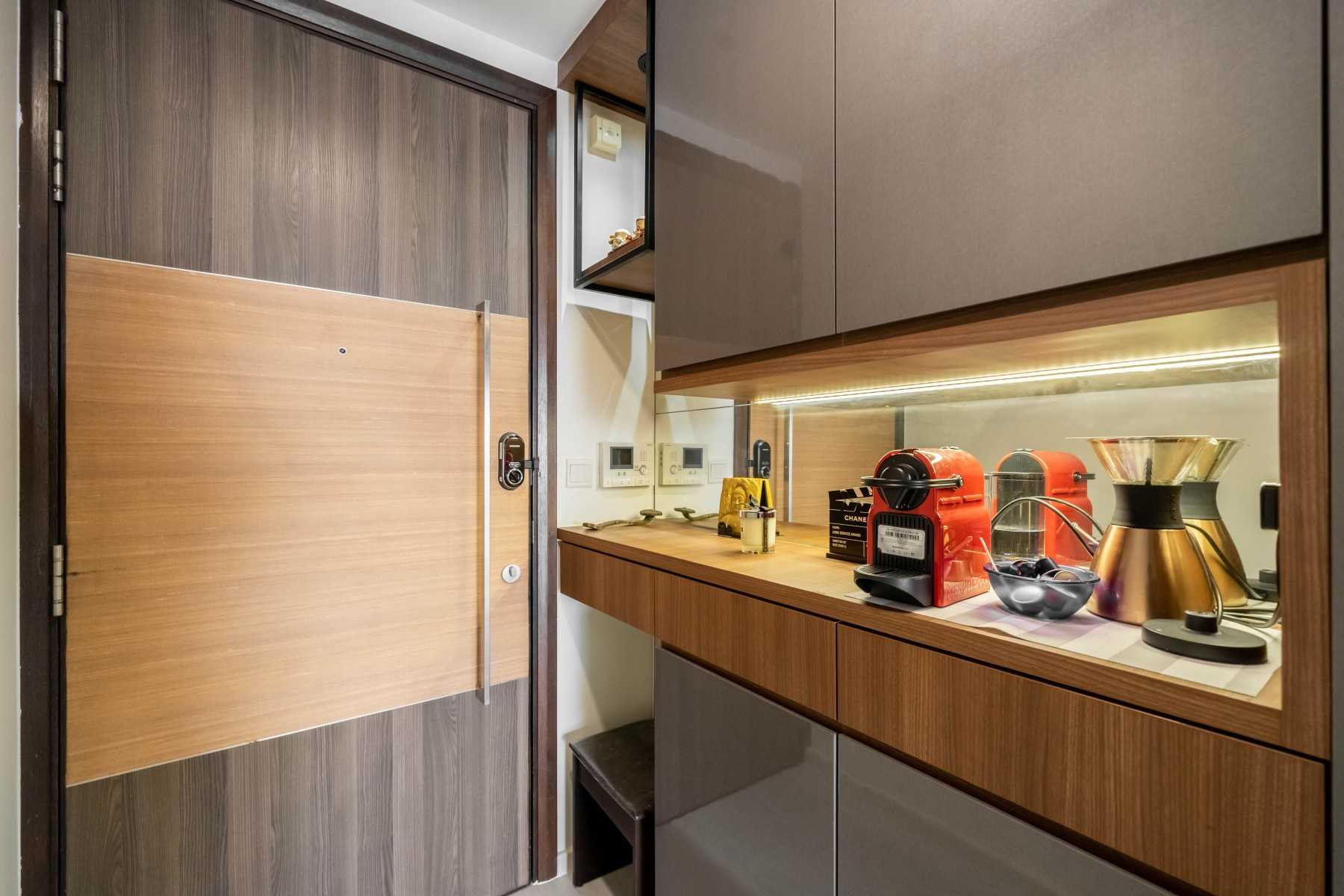 Modern Entryway with Shoe Rack and Small Storage