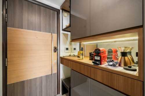 Modern Entryway at Balestier | Regent Residence