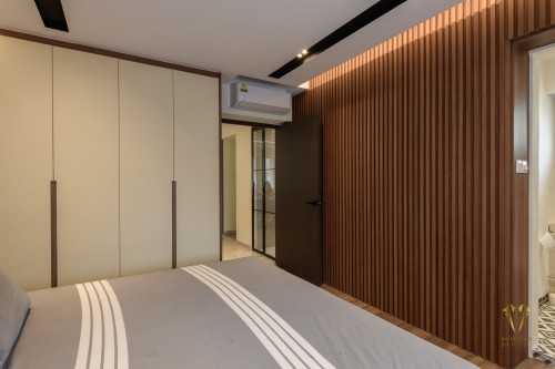 Contemporary Bedroom at jalan bukit merah 135