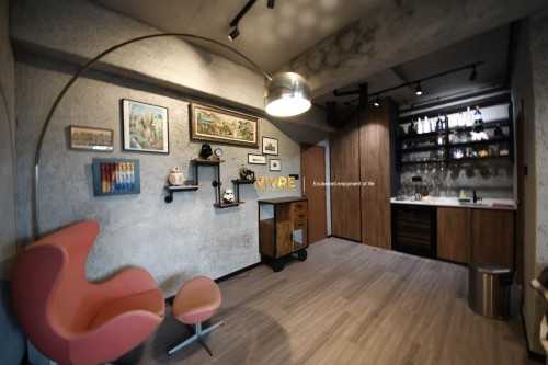 Industrial Living Room at @ Kew Residencia