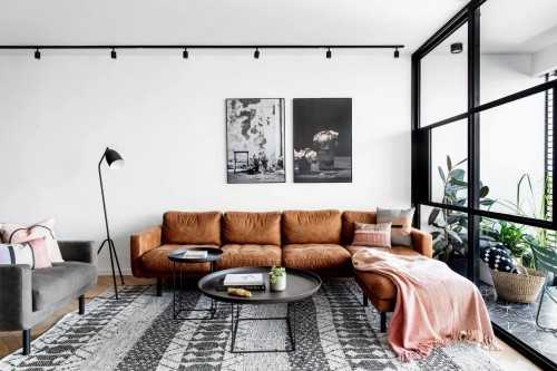 Contemporary Living Room at Condo @ Tiong Bahru