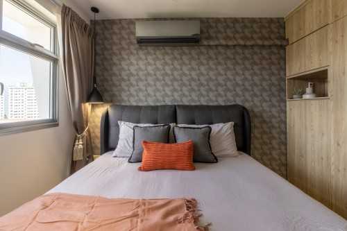 Eclectic Bedroom at 878B Tampines Ave 8