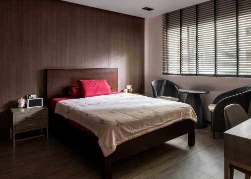 Contemporary Bedroom at hougang 167