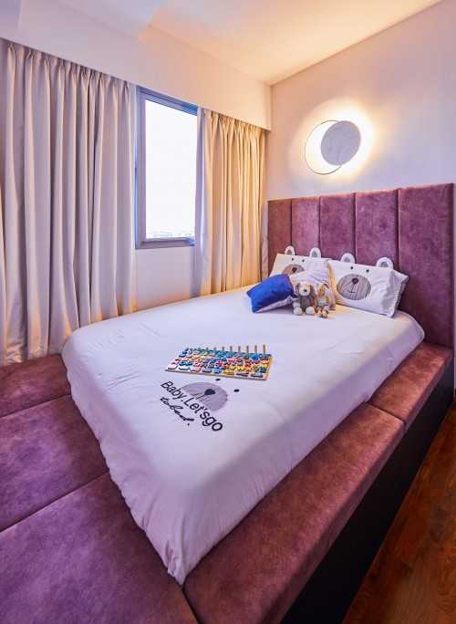 Contemporary Bedroom at Rivertrees