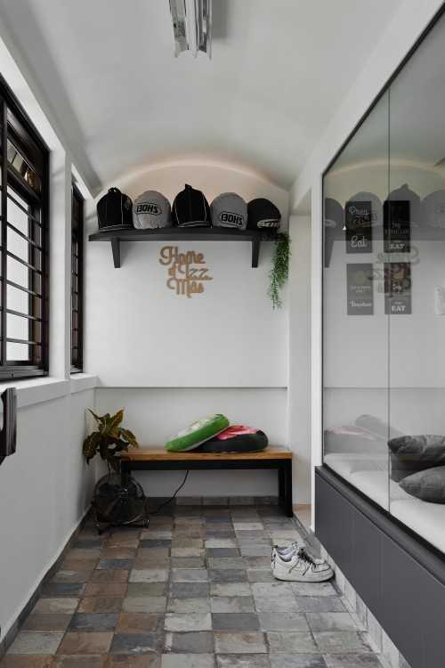 Industrial Entryway at Tampines Avenue 5