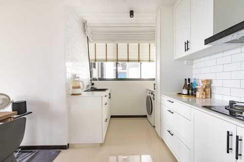 Minimalist Kitchen at 95 Dawson Road