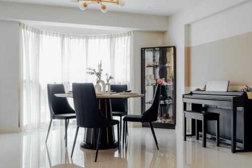 Scandinavian Dining Room at Choa Chu Kang Street 64