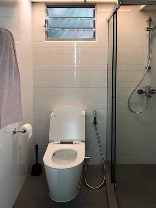 Scandinavian Bathroom at Fernvale Lea