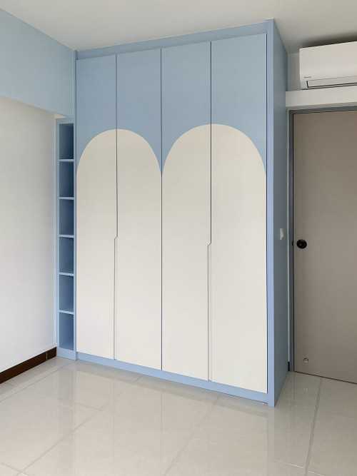 Modern Bedroom at Boon Lay View