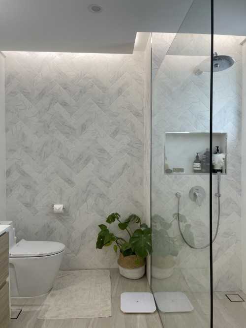 Scandinavian Bathroom at Duchess Crest