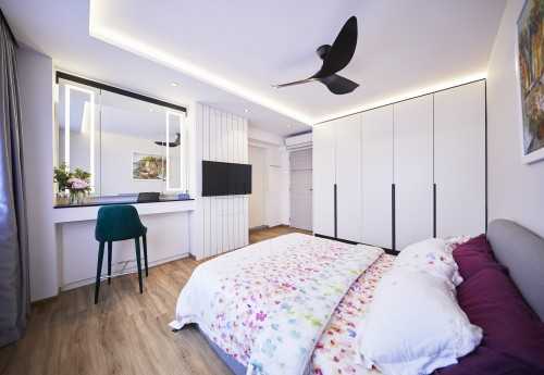 Modern Bedroom at Serangoon North Estate