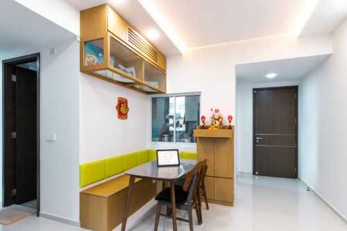 Modern Dining Room at Hundred Trees
