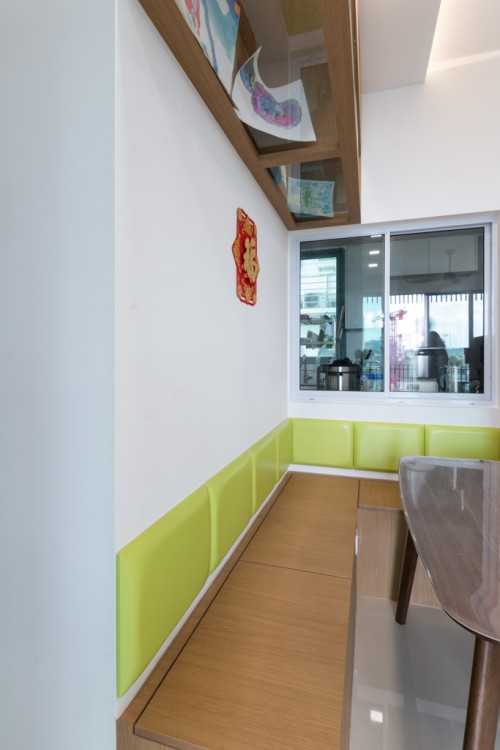 Modern Dining Room at Hundred Trees