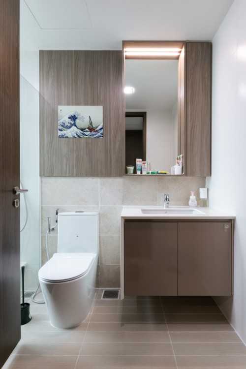 Modern Bathroom at Hundred Trees