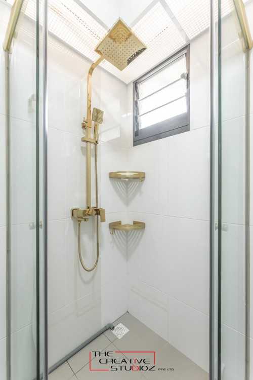 Minimalist Bathroom at 467A Bukit Batok West Ave 9