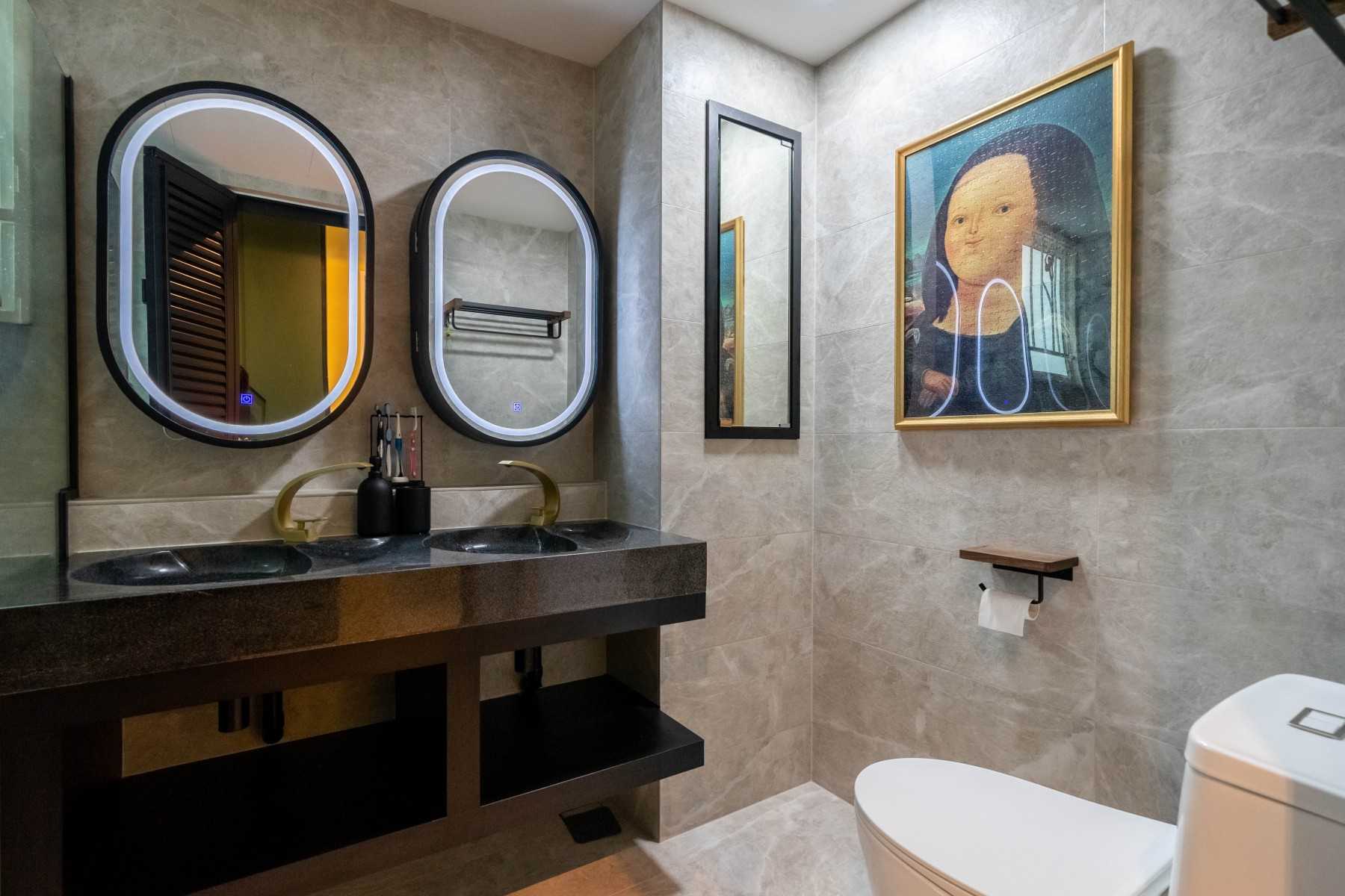 Contemporary Bathroom with Vinyl Flooring and Herringbone Tiling