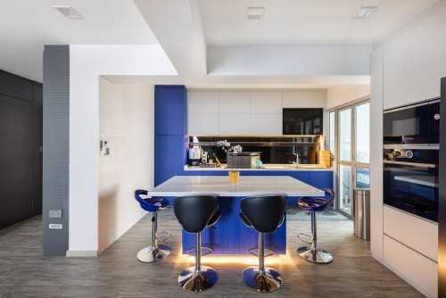 Modern Dining Room at Northshore Drive