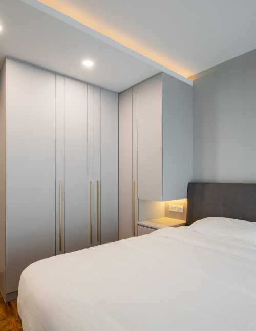 Contemporary Bedroom at 215b compassvale lane