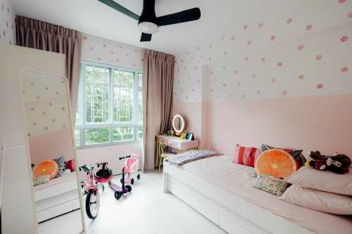 Minimalist Bedroom at Punggol Place
