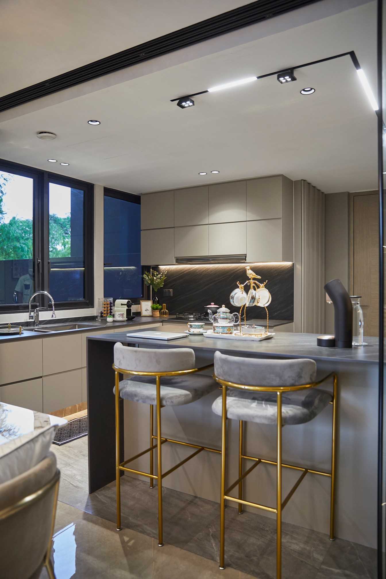 Modern Dining Room with Coffee Table and Storage Cabinets