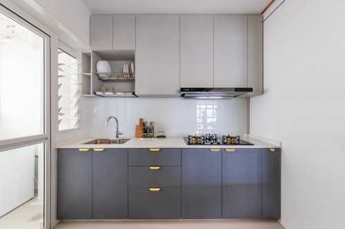Minimalist Kitchen at 620B Tampines