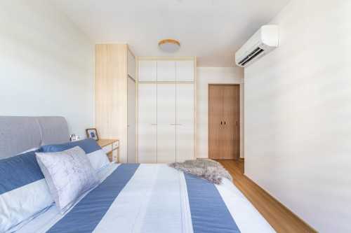 Minimalist Bedroom at 620B Tampines