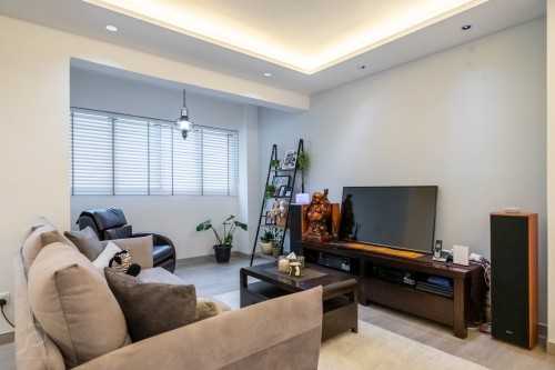 Contemporary Living Room at Choa Chu Kang | 670 Choa Chu Kang