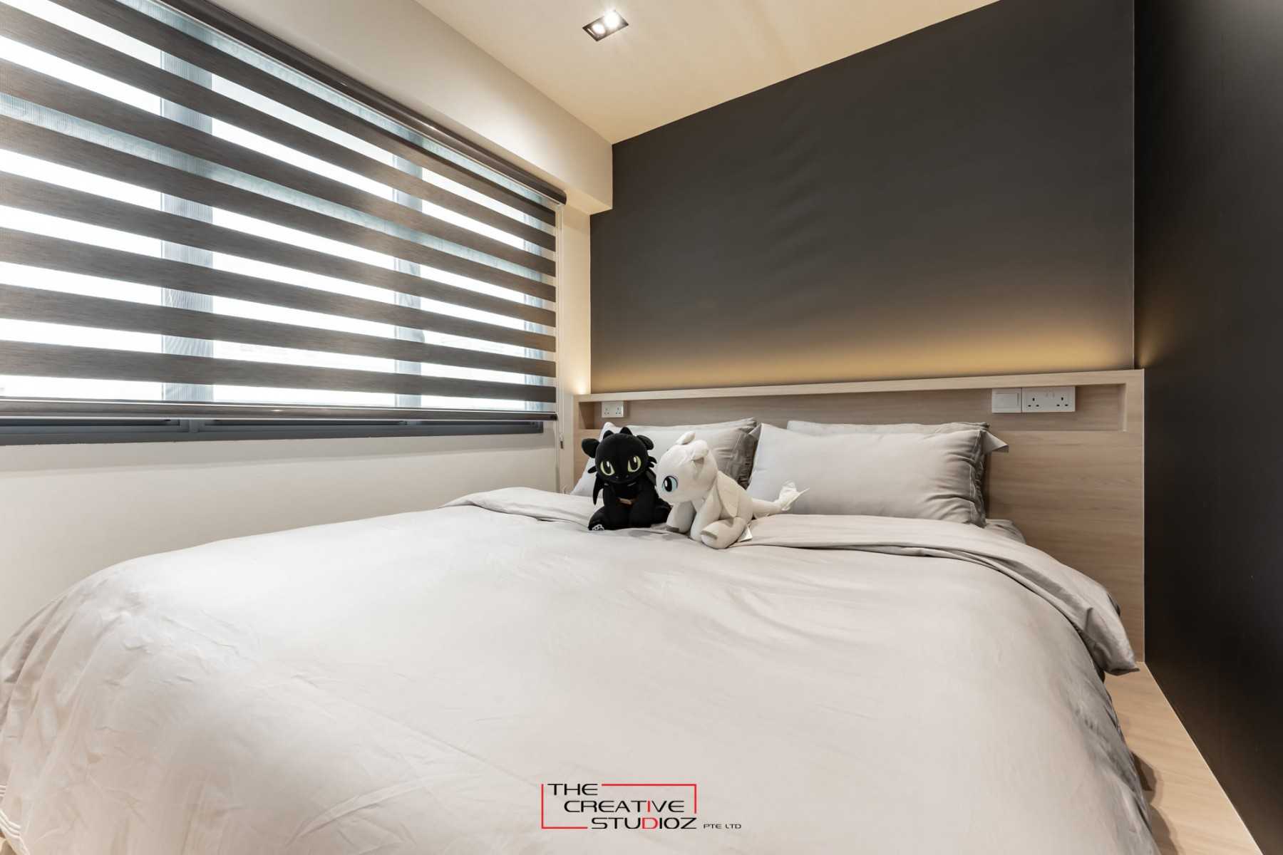 Modern Bedroom with Platform Bed and Vinyl Flooring