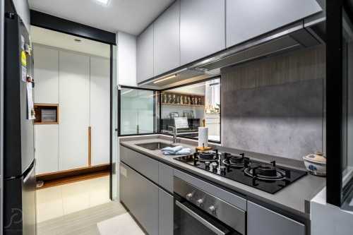 Modern Kitchen at Kandis Residence
