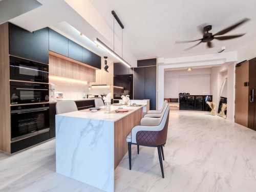 Contemporary Hallway at 420A Northshore
