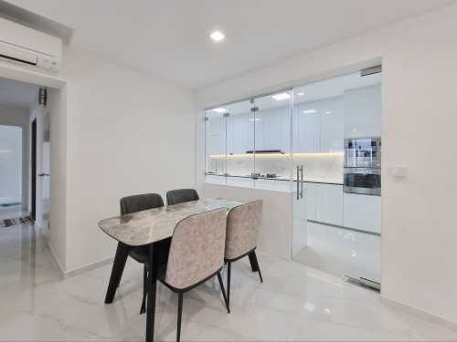 Modern Dining Room at Tampines GreenVerge