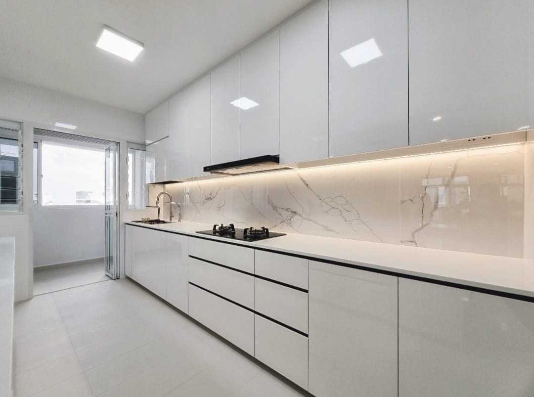 Modern Kitchen with Kitchen Window and Window Grille
