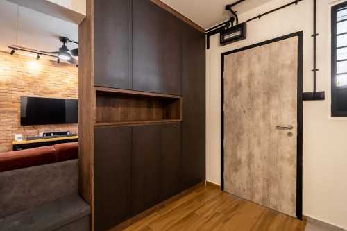 Industrial Entryway at 540 Hougang