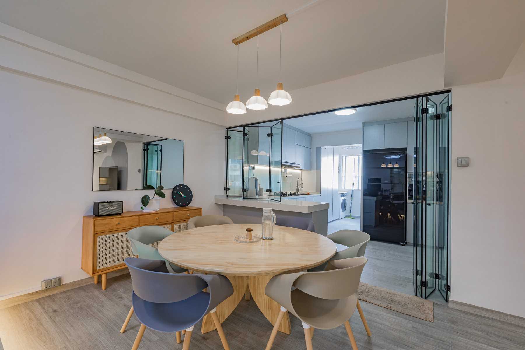 Scandinavian Dining Room with Vinyl Flooring and Drop Light